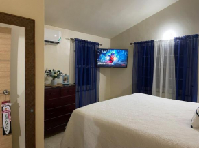 Symone Palms Retreat